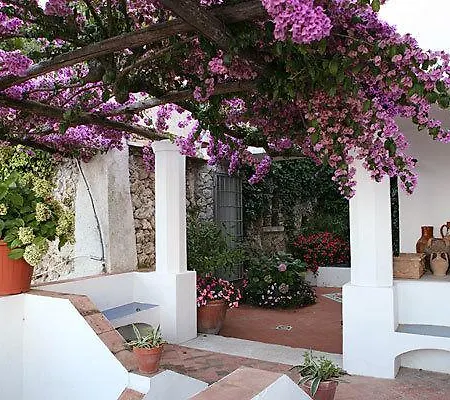 Porta Donica Villa Ravello